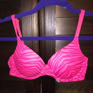Victoria Secret Pink Push-up Bra
